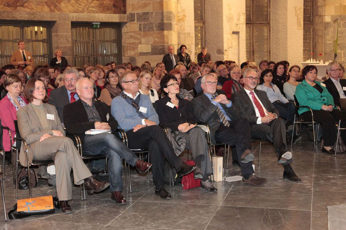 2446-2-456Bildungstag2012_1.jpg